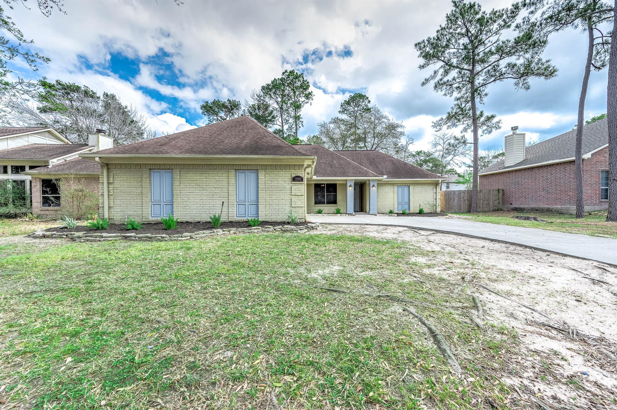 11910 Pondwood Drive