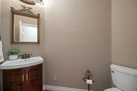 Tiny photo for 2408 Sawgrass Court, League City, TX 77573 (MLS # 36457861)