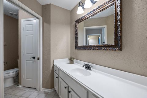 Tiny photo for 2408 Sawgrass Court, League City, TX 77573 (MLS # 36457861)