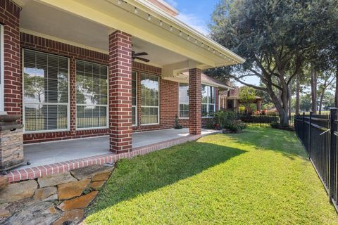 Tiny photo for 2408 Sawgrass Court, League City, TX 77573 (MLS # 36457861)