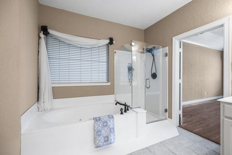 Tiny photo for 2408 Sawgrass Court, League City, TX 77573 (MLS # 36457861)