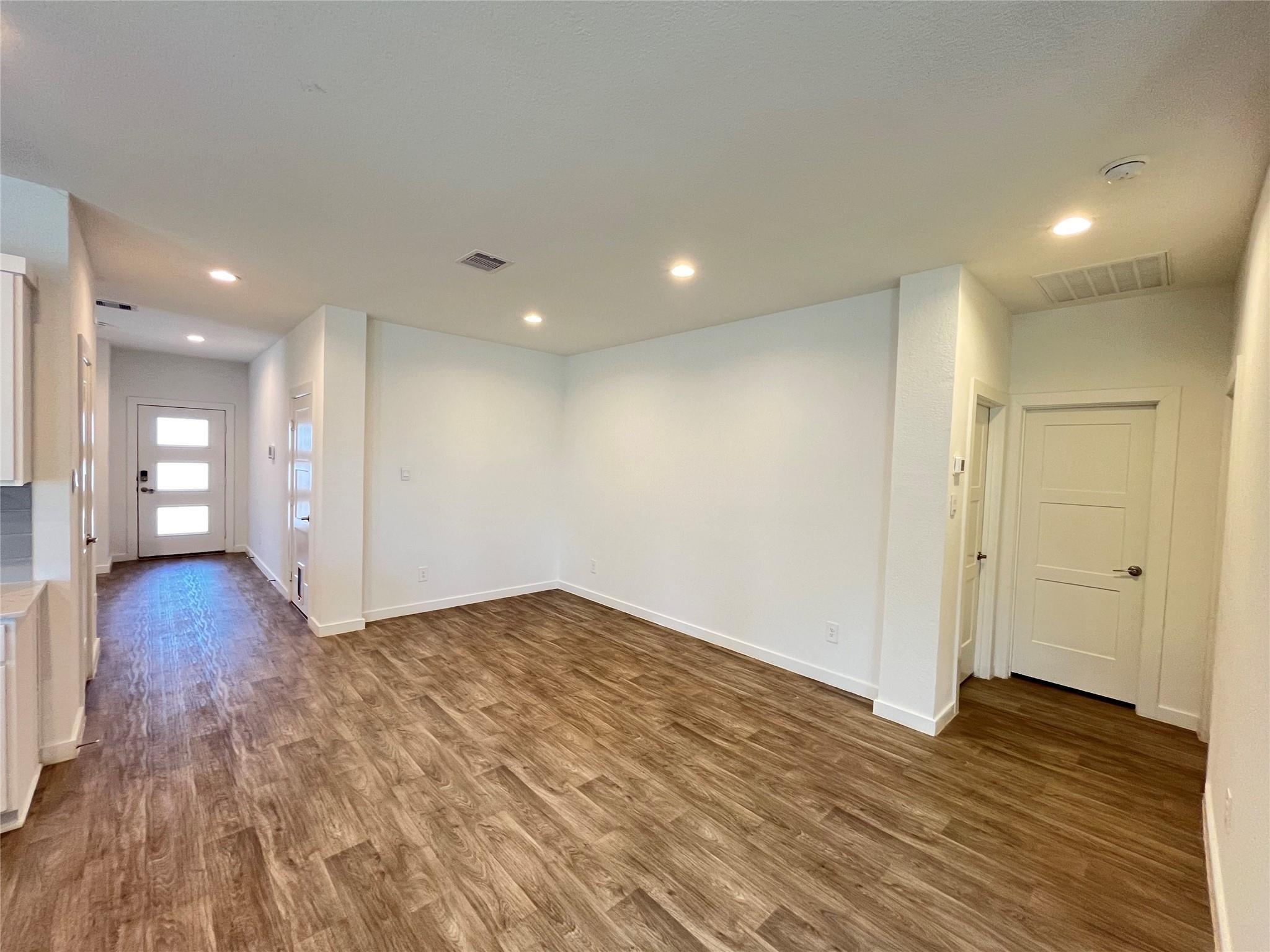 14206 Black Canyon Lane