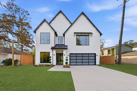 Photo of 959 Althea Drive, Houston, TX 77018 (MLS # 67816351)