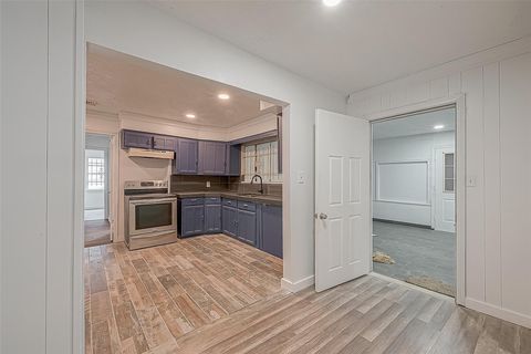 Tiny photo for 6718 Madrid Street, Houston, TX 77021 (MLS # 31771880)