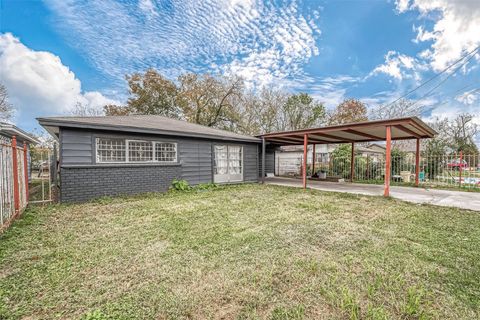 Tiny photo for 6718 Madrid Street, Houston, TX 77021 (MLS # 31771880)