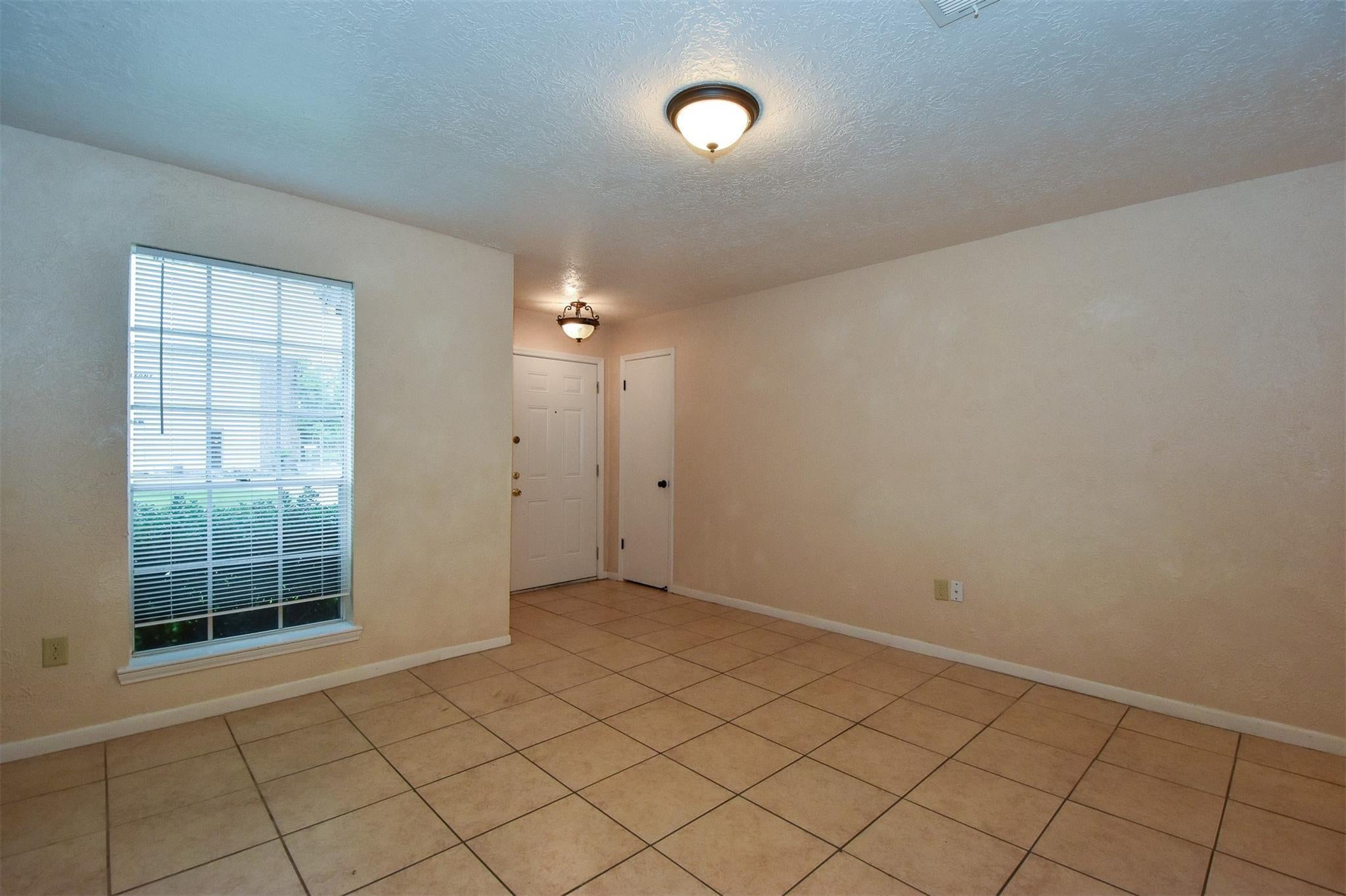 1524 Beaumont Road