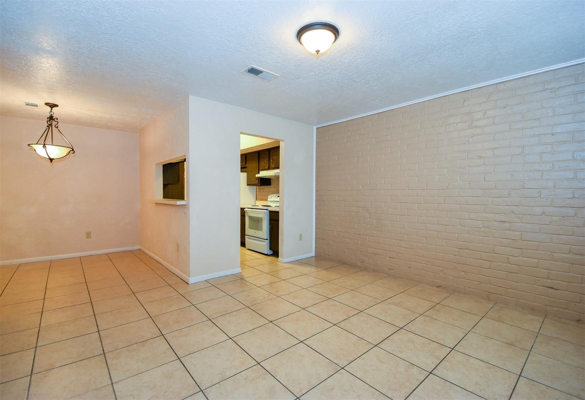 1524 Beaumont Road