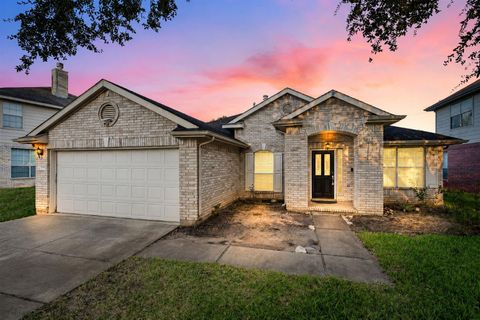 Photo of 2719 Riverhollow Lane, Sugar Land, TX 77479 (MLS # 94110786)