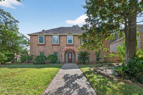 Photo of 5503 Pebble Springs Drive, Houston, TX 77066 (MLS # 71357500)