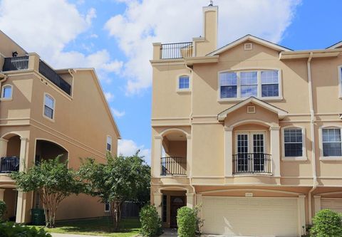 Photo of 5615 Winsome Villas Lane #H, Houston, TX 77057 (MLS # 2872392)