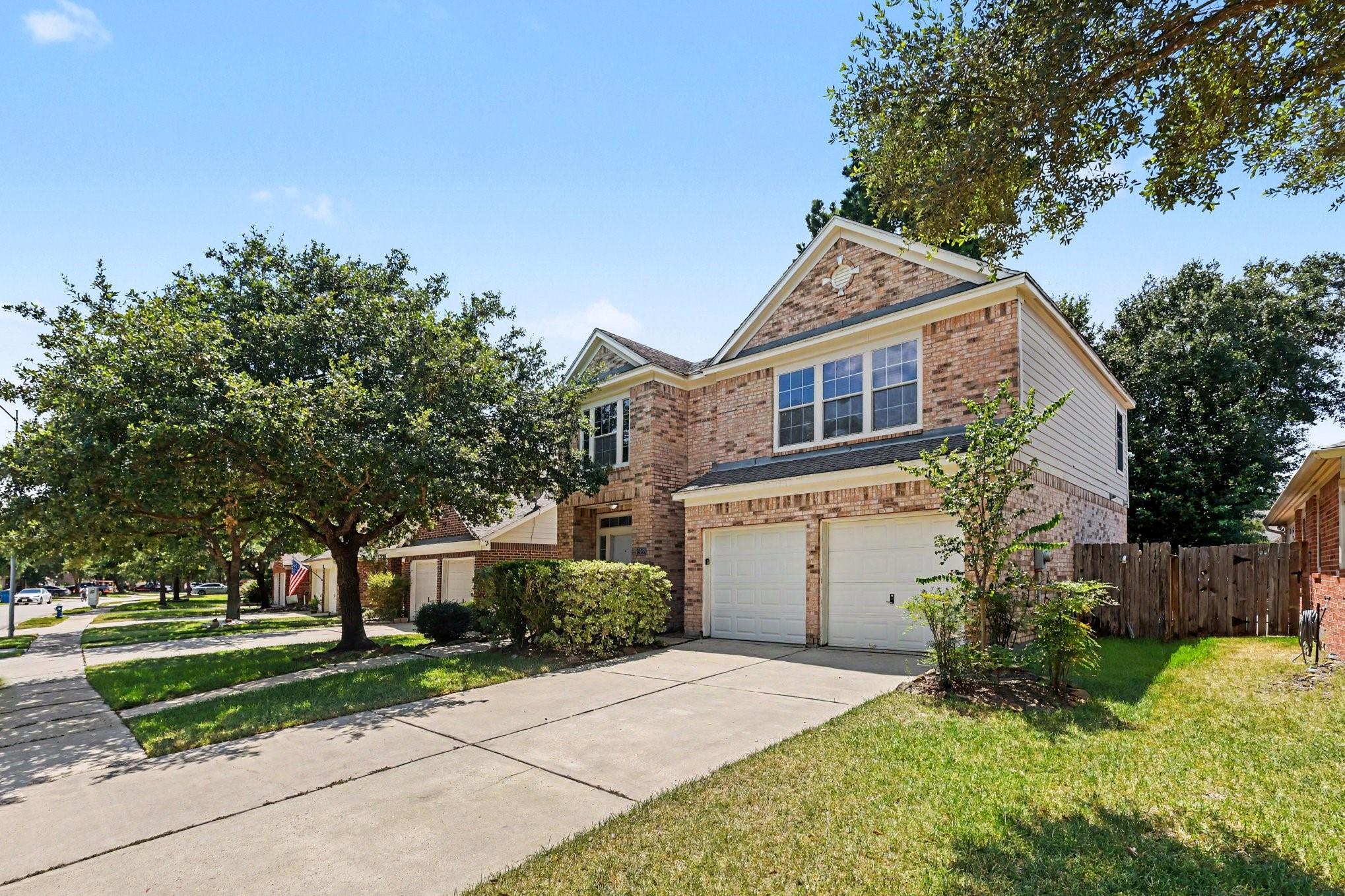 2423 Colonial Springs Lane