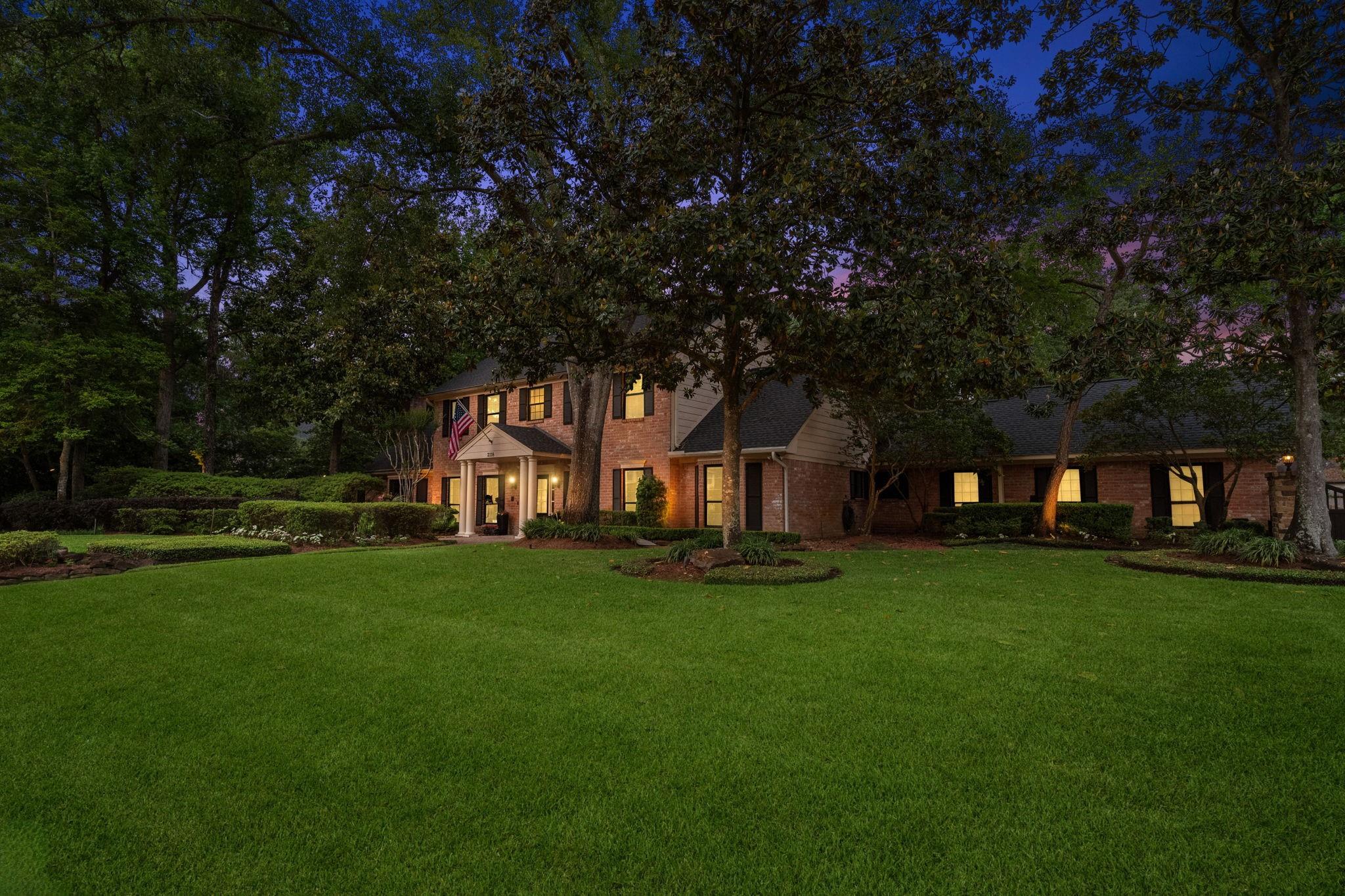 2118 Forest Garden Drive