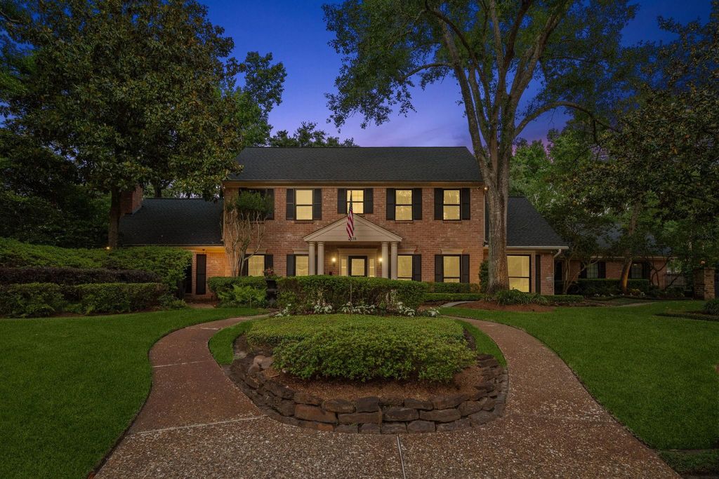 Photo of 2118 Forest Garden Drive, Kingwood, TX 77345 (MLS # 10273537)