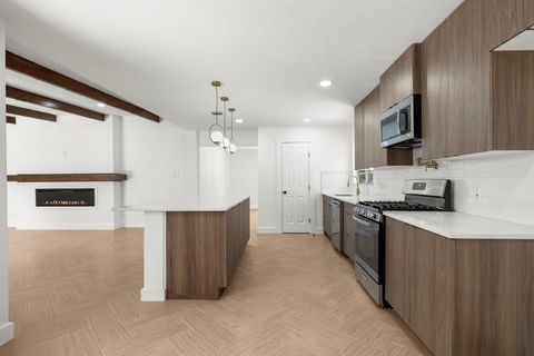 Photo of 8202 Glencrest Street, Houston, TX 77061 (MLS # 62924008)