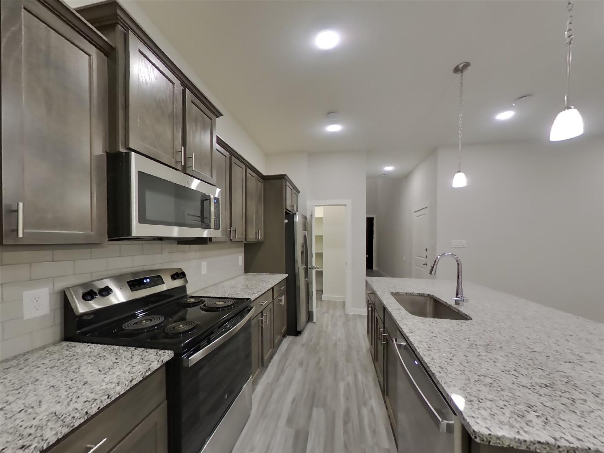 9835 Willow Creek Commerce Drive 504