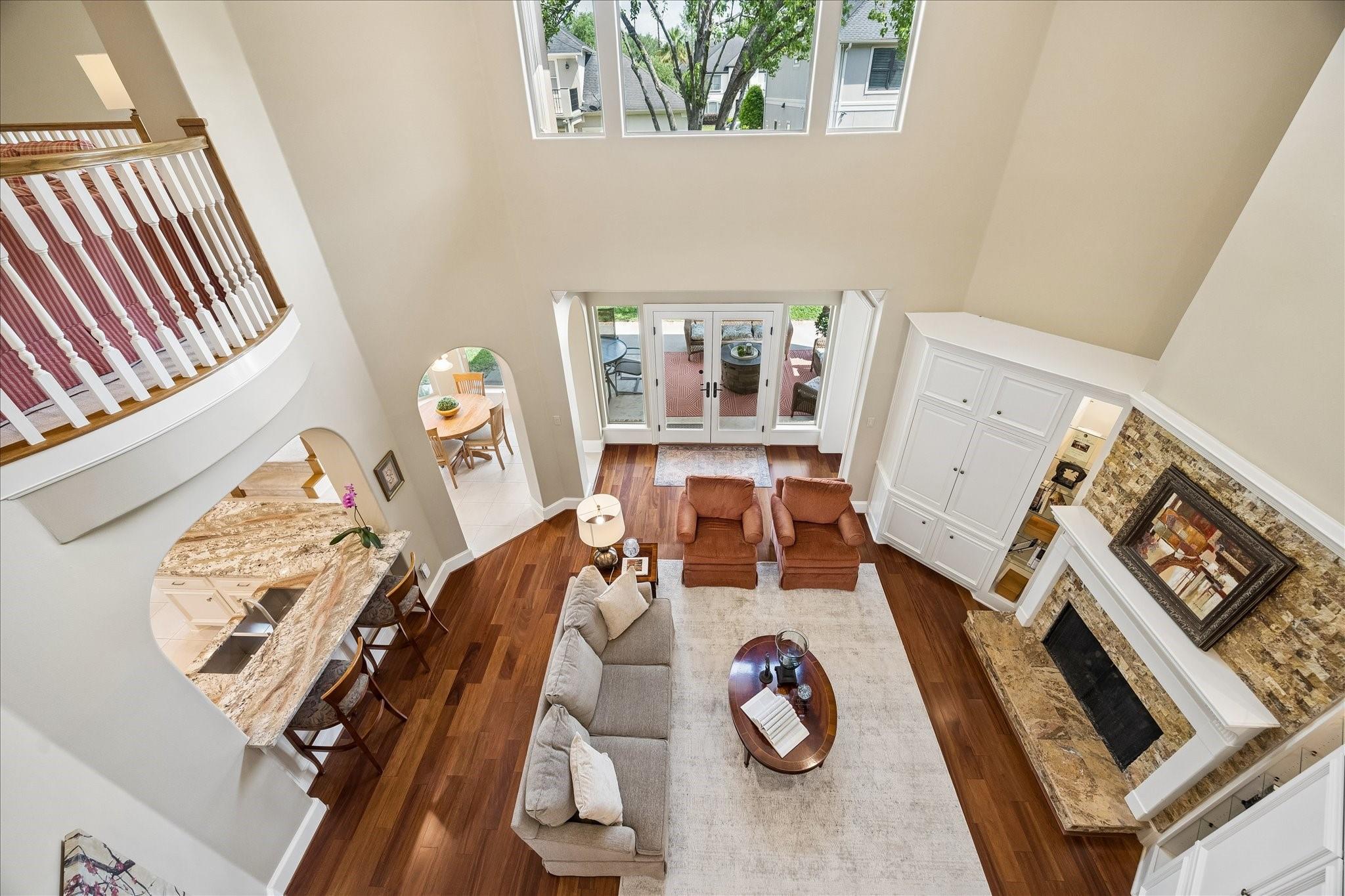 13610 Lakeshore Way Court