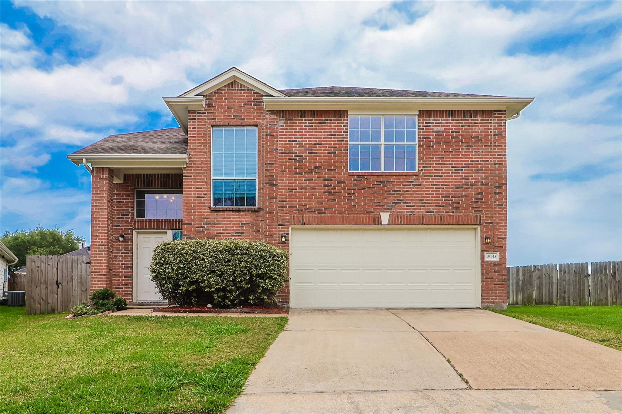19743 Adelaide Meadows Drive