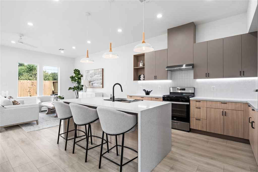 Photo of 3617 Mt Pleasant Street, Houston, TX 77021 (MLS # 25665326)