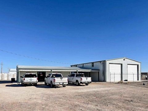 Vacant Land For Sale - 3050 Highway 17<br/> Reeves County, Pecos, TX 79772