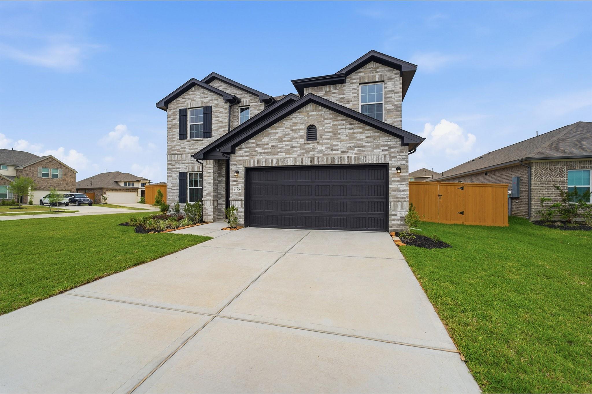 14309 Pine Cliffs Drive