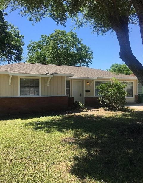 Photo of 10614 Edgar Street, Houston, TX 77047 (MLS # 70508715)