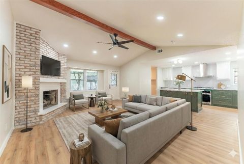 Tiny photo for 6119 S Braeswood Boulevard, Houston, TX 77096 (MLS # 84738956)