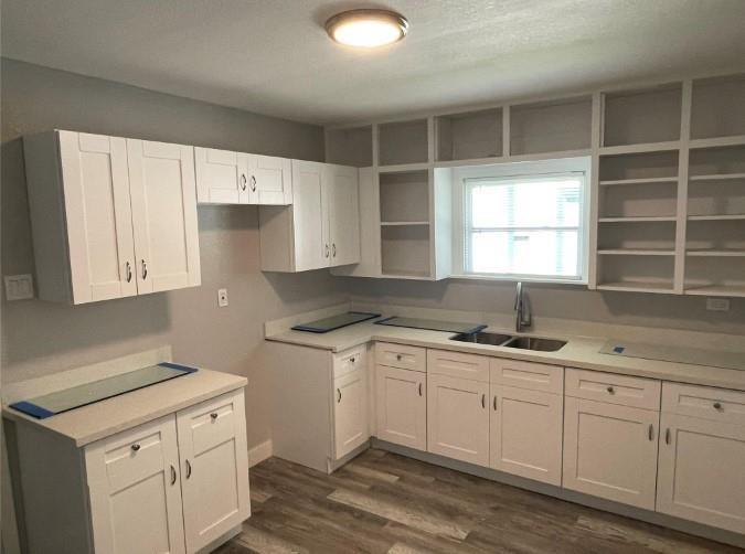 727 W 5th Street 1