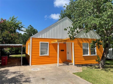 Photo of 727 W 5th Street #1, Freeport, TX 77541 (MLS # 36254218)