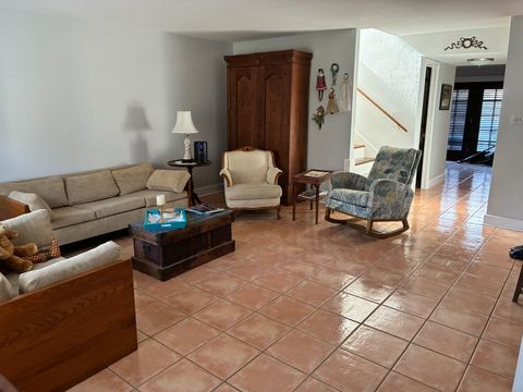 6349 Briar Rose Drive 148 Houston TX 77057