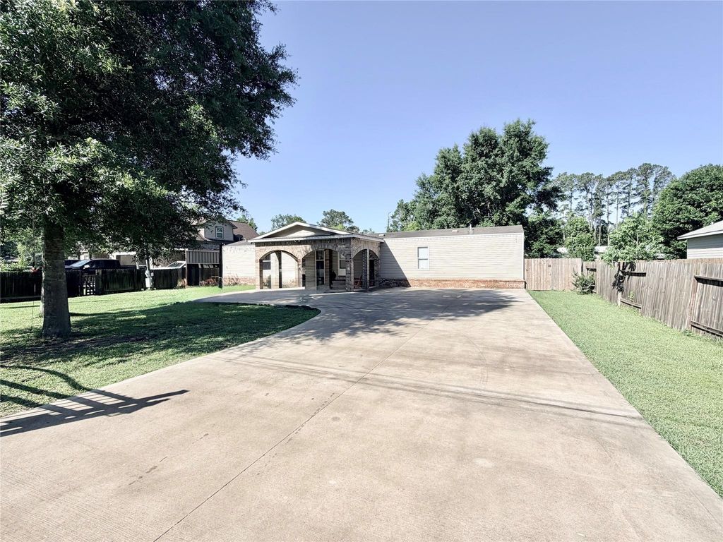 Photo of 24178 Lilac Way, Porter, TX 77365 (MLS # 25232587)