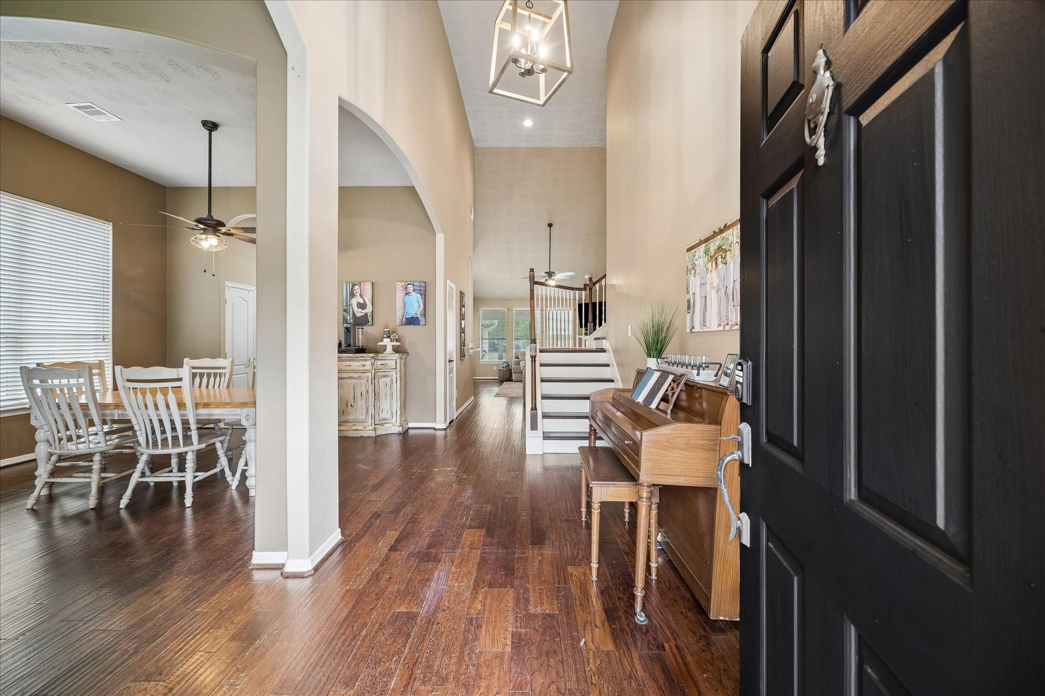 8015 Silver Lure Drive