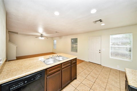 Tiny photo for 915 Grand Plains Drive, Houston, TX 77090 (MLS # 5164121)