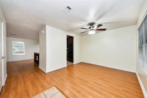 Tiny photo for 915 Grand Plains Drive, Houston, TX 77090 (MLS # 5164121)