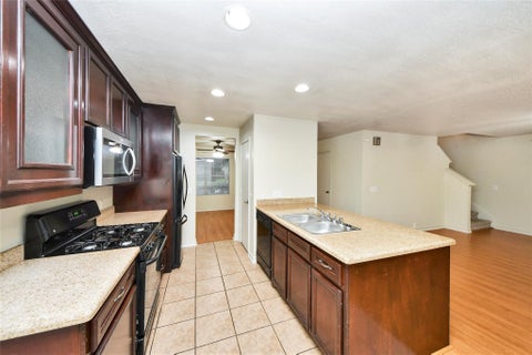 Tiny photo for 915 Grand Plains Drive, Houston, TX 77090 (MLS # 5164121)