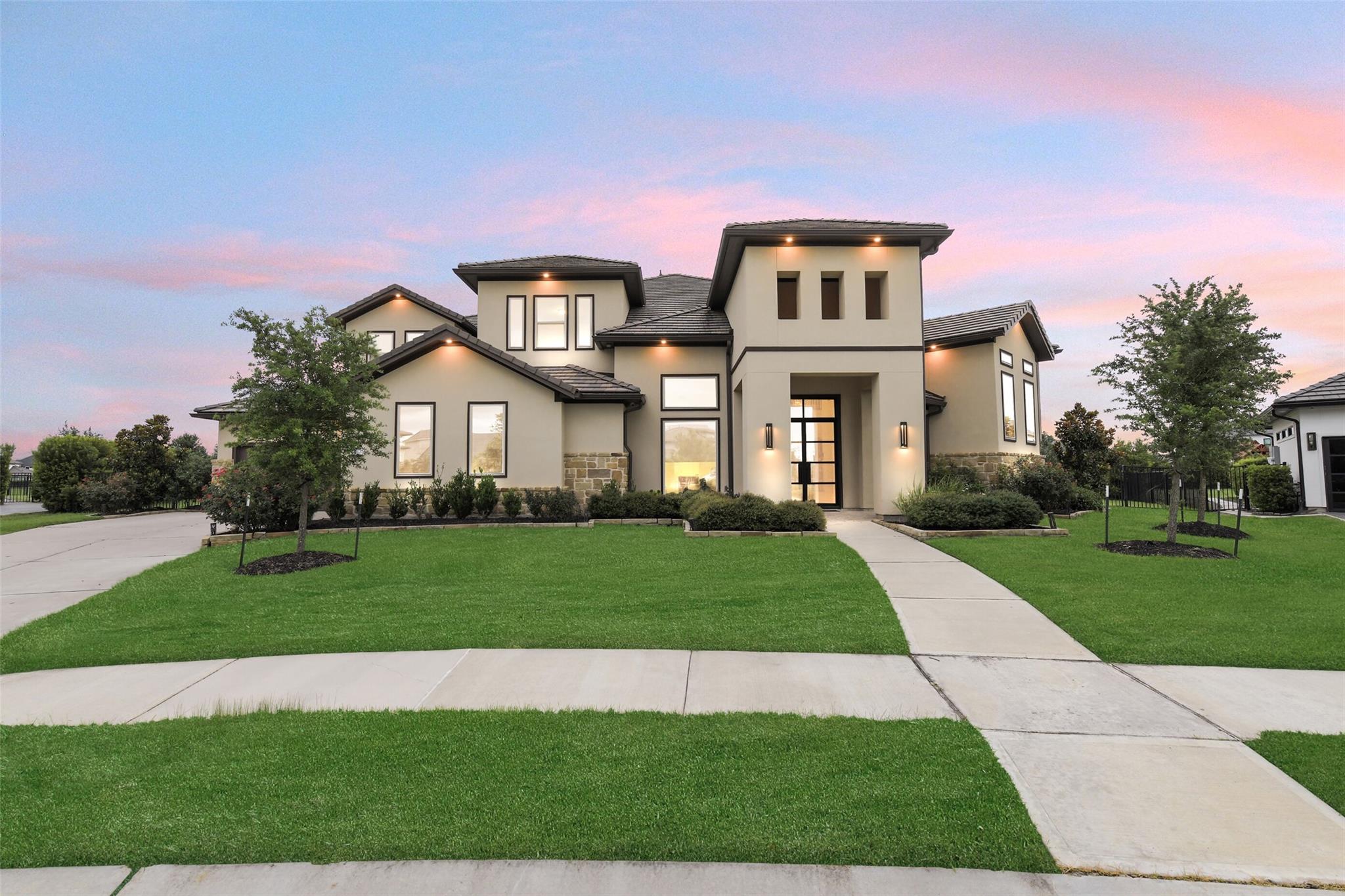 19303 Tree Canopy Court