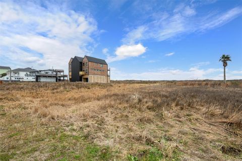 338 Atkinson Street Crystal Beach TX 77650