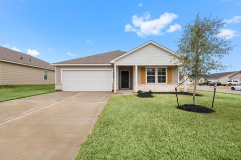 Photo of 102 Avalon Drive, Huntsville, TX 77320 (MLS # 47482959)