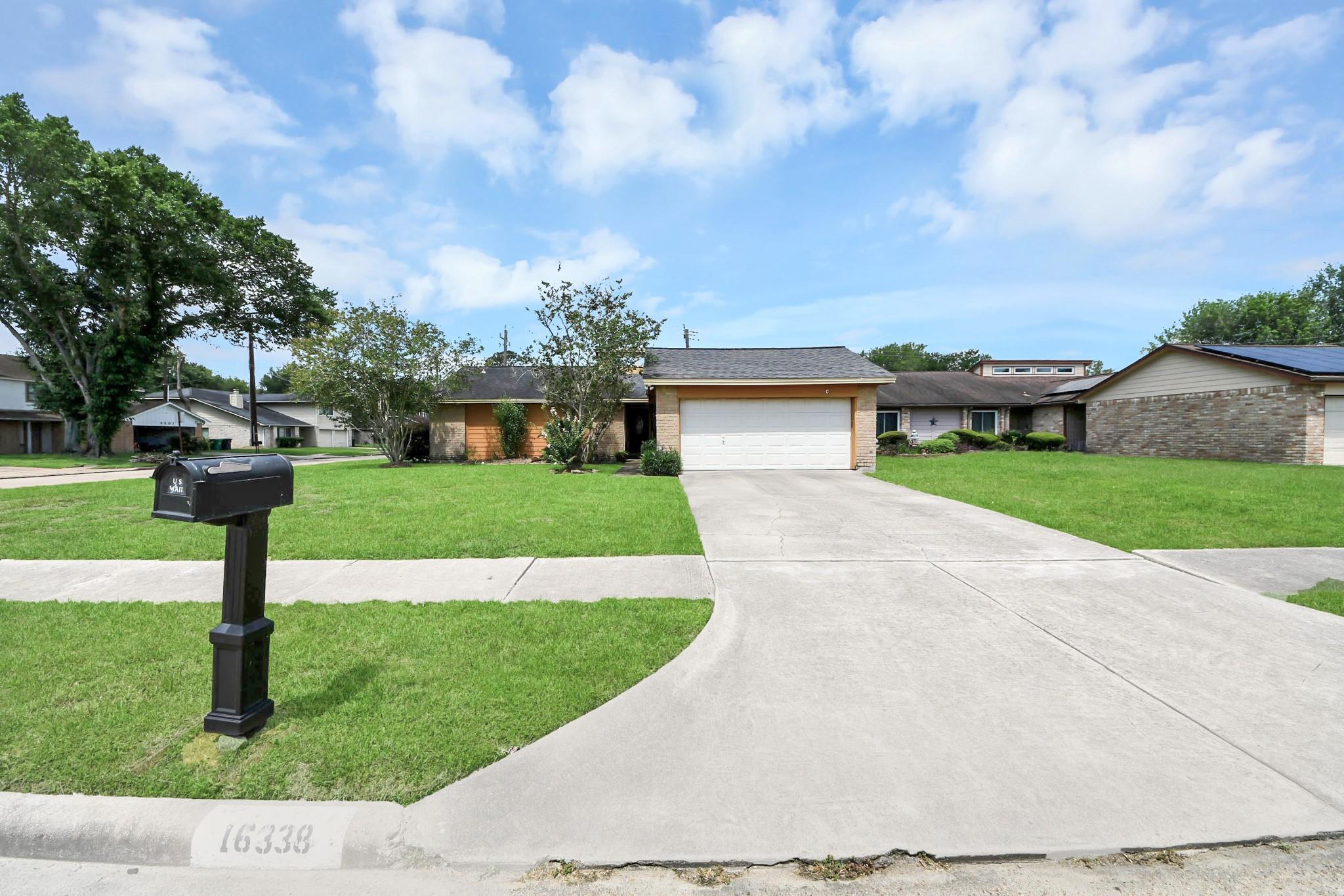 16338 Hunting Dog Court