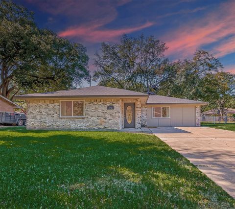 Photo of 1611 Drexel Drive, Katy, TX 77493 (MLS # 27732591)