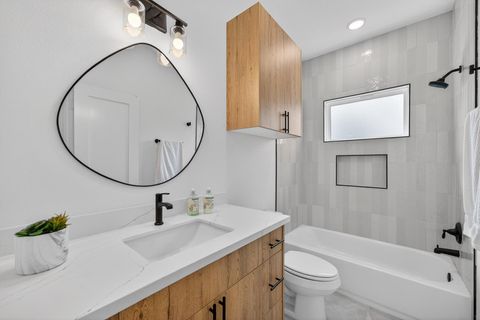 Tiny photo for 305 Marcella Street #C, Houston, TX 77091 (MLS # 22771296)