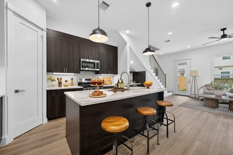 Tiny photo for 305 Marcella Street #C, Houston, TX 77091 (MLS # 22771296)