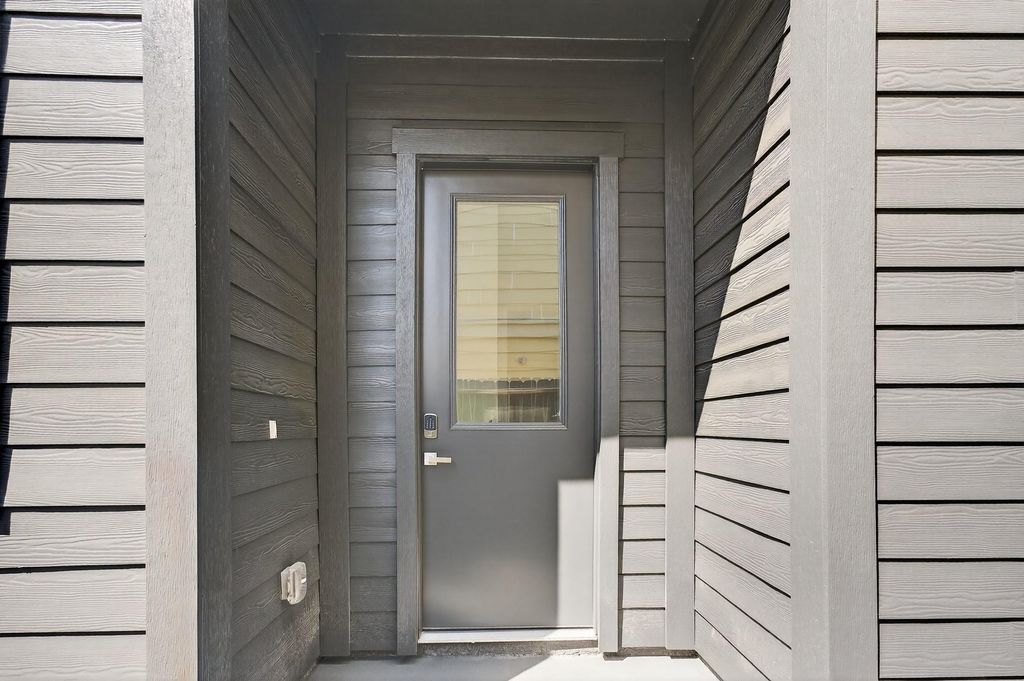 Photo of 305 Marcella Street #C, Houston, TX 77091 (MLS # 22771296)