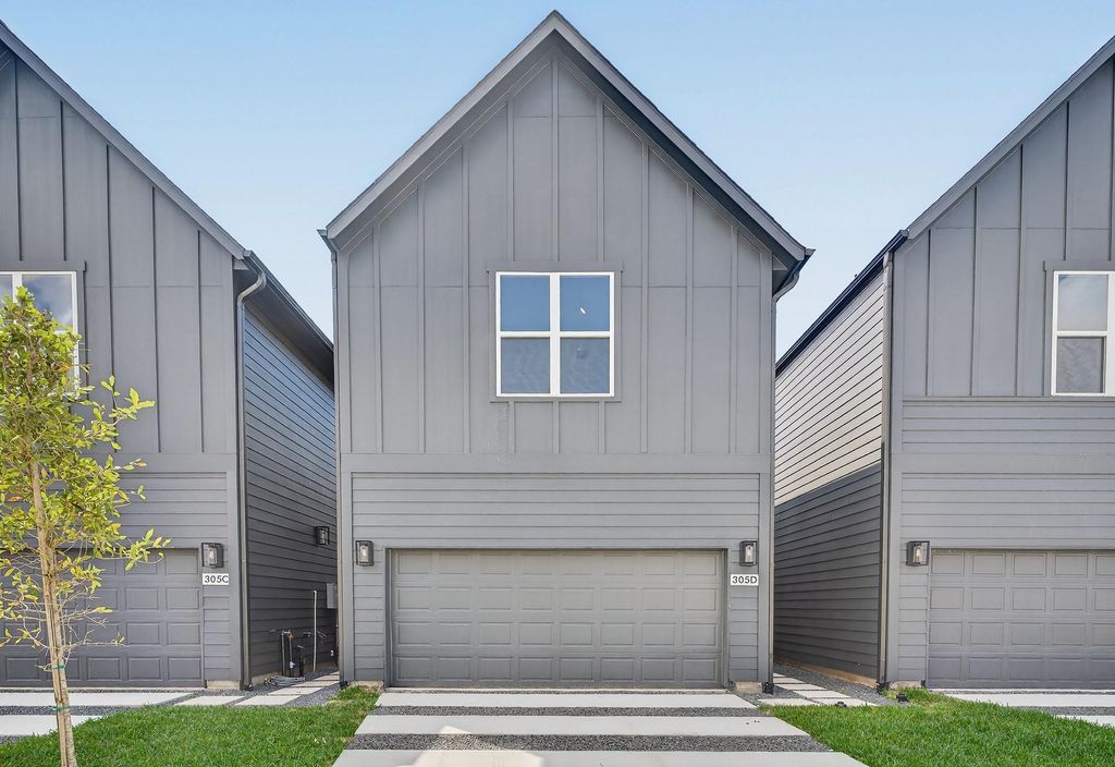 Photo of 305 Marcella Street #C, Houston, TX 77091 (MLS # 22771296)