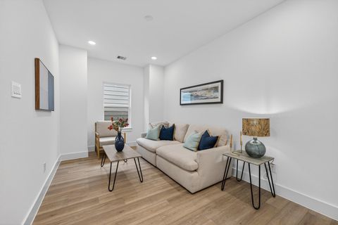 Tiny photo for 305 Marcella Street #C, Houston, TX 77091 (MLS # 22771296)