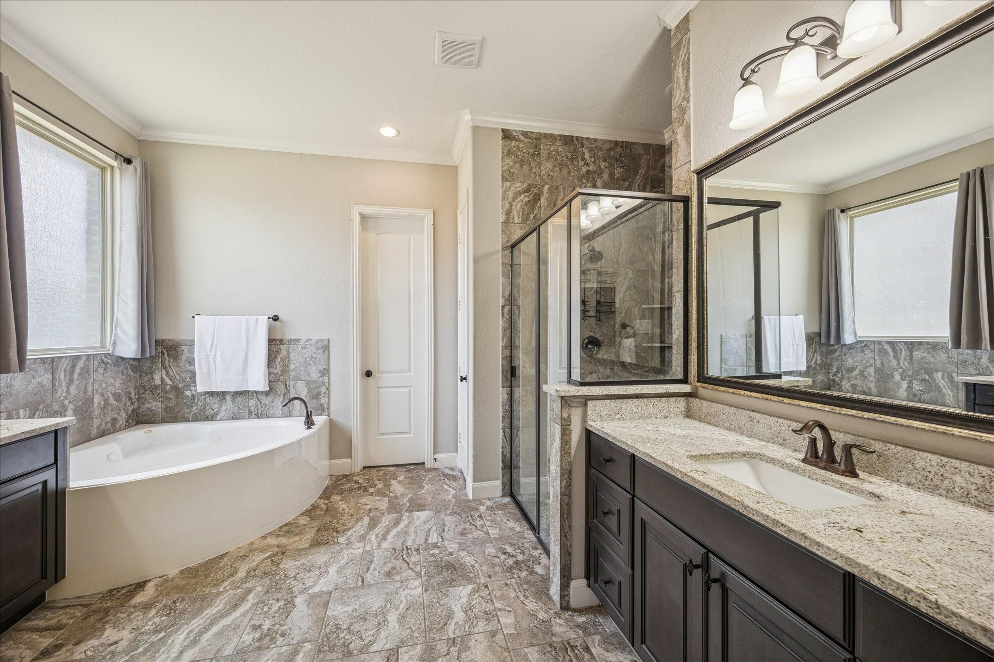 3525 Manor View Court