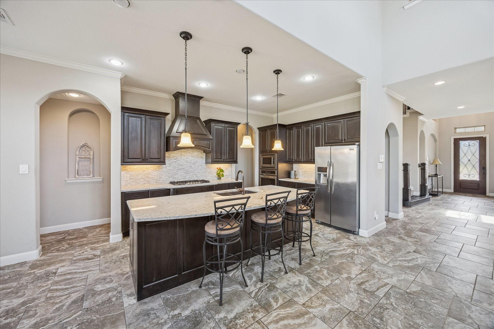 3525 Manor View Court