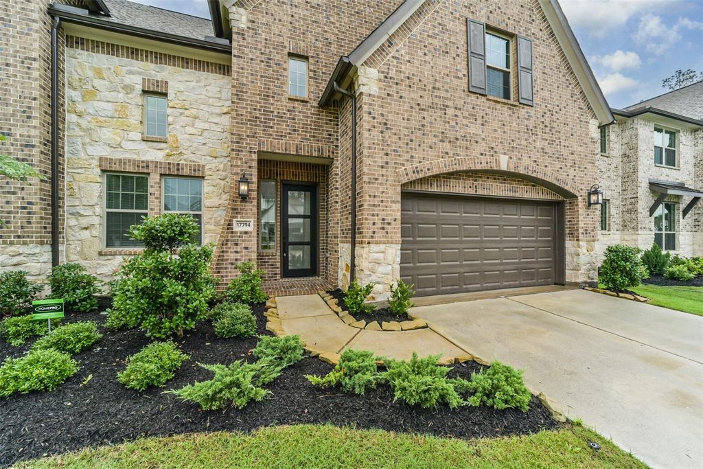 Photo of 17794 Misty Brook Lane, Conroe, TX 77302 (MLS # 87375546)