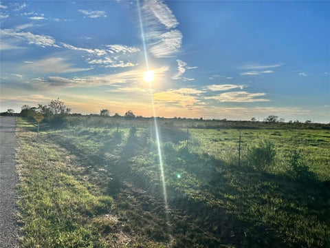 Photo of 3 Old Columbus Road, Sealy, TX 77474 (MLS # 94405014)
