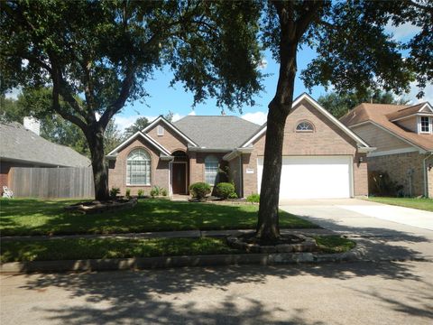 Photo of 1203 Foxland Chase Street, Sugar Land, TX 77479 (MLS # 19248145)