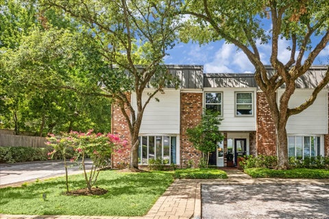 Photo of 8956 Chatsworth Drive #8956, Houston, TX 77024 (MLS # 38440836)